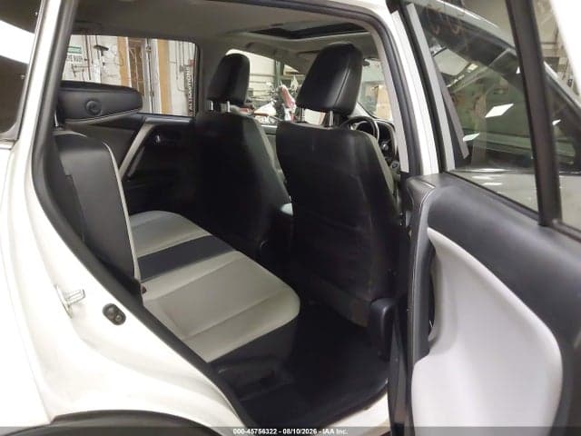 2018 TOYOTA RAV4 LIMITED 8