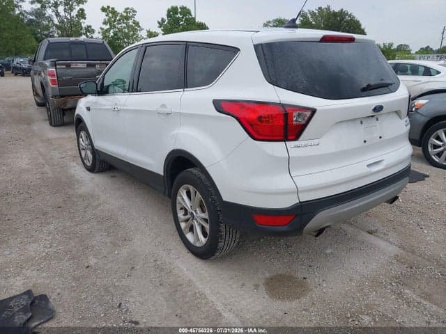 2019 FORD ESCAPE SE 3