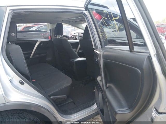 2018 TOYOTA RAV4 XLE 8