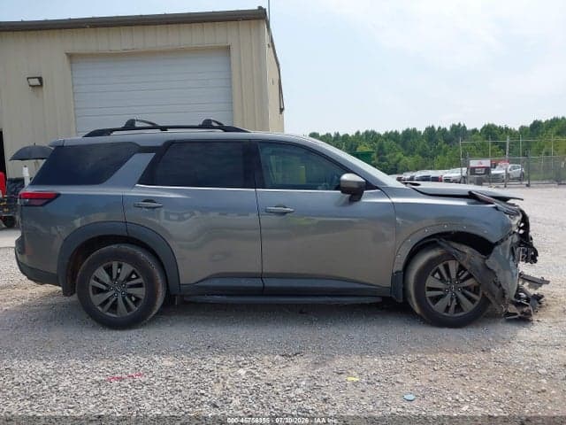 2022 NISSAN PATHFINDER SV 2WD 13