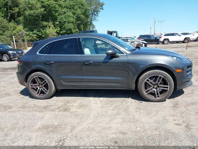 2021 PORSCHE MACAN S 13