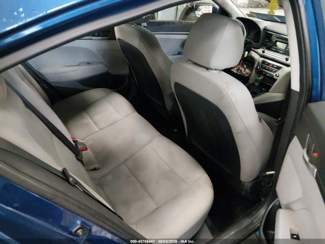 2017 HYUNDAI ELANTRA SE 8