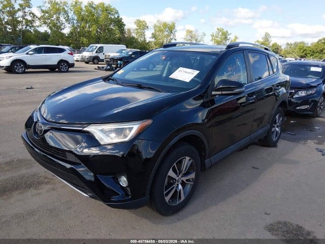 2017 TOYOTA RAV4 XLE 2