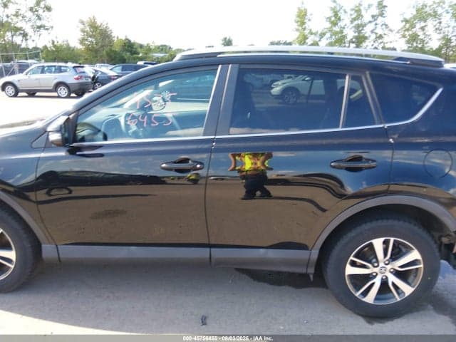 2017 TOYOTA RAV4 XLE 14