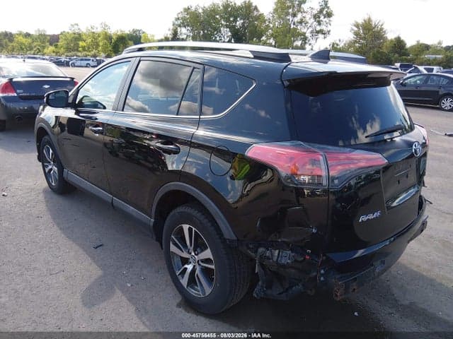 2017 TOYOTA RAV4 XLE 3