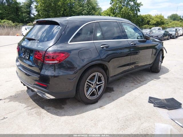 2022 MERCEDES-BENZ GLC 300 4MATIC SUV 4
