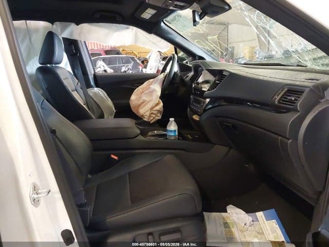 2025 HONDA PASSPORT AWD BLACK 5
