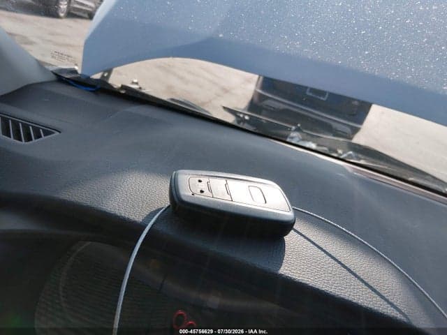 2025 TOYOTA RAV4 HYBRID XLE 11