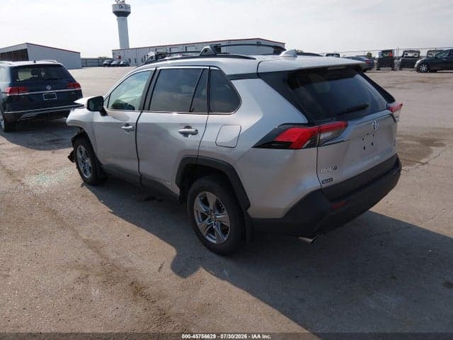 2025 TOYOTA RAV4 HYBRID XLE 3