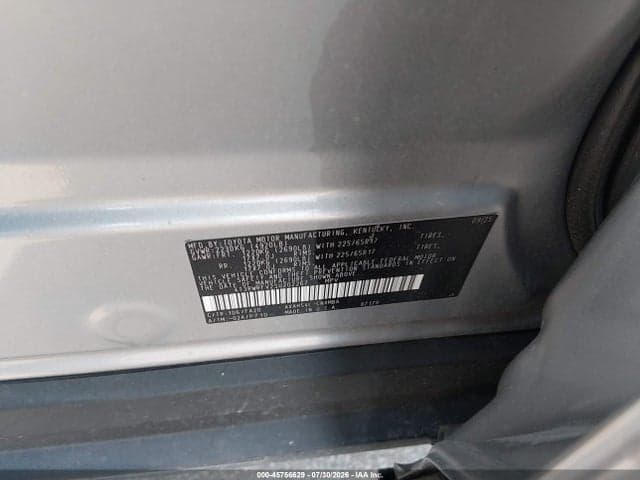 2025 TOYOTA RAV4 HYBRID XLE 9