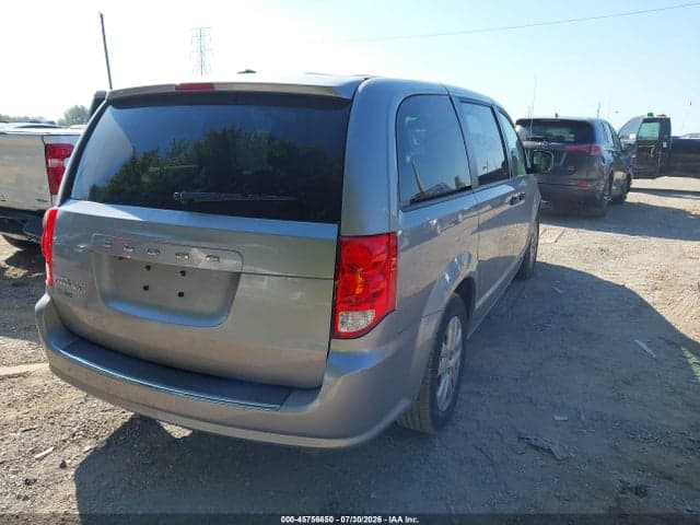 2020 DODGE GRAND CARAVAN SE 4