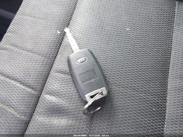 2017 KIA FORTE LX 11
