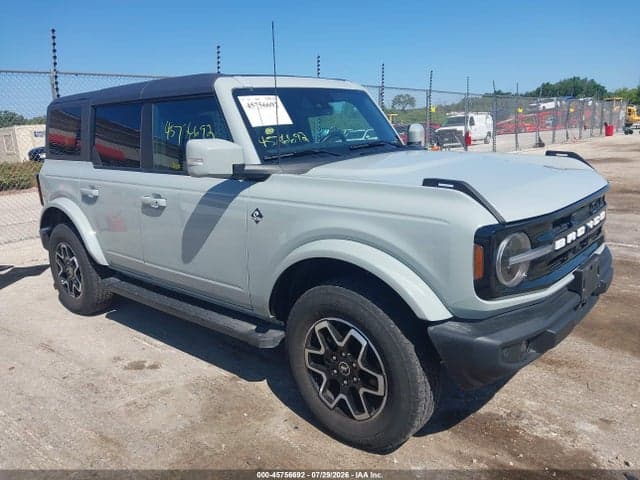 2023 FORD BRONCO OUTER BANKS 1