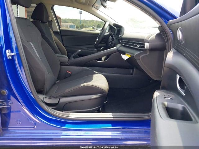 2025 HYUNDAI ELANTRA SE 5