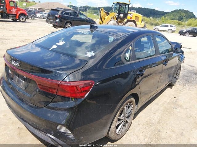 2023 KIA FORTE LXS 4