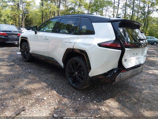 2026 TOYOTA RAV4 XSE 3