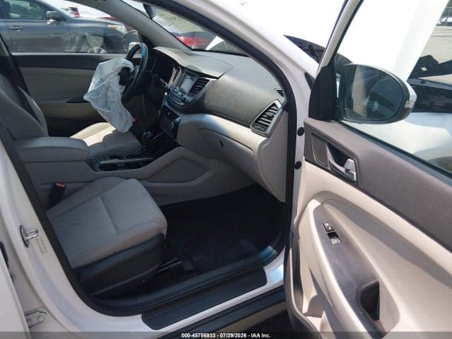2017 HYUNDAI TUCSON SPORT 5