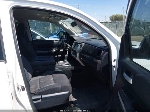 2018 TOYOTA TUNDRA SR5 5.7L V8 5