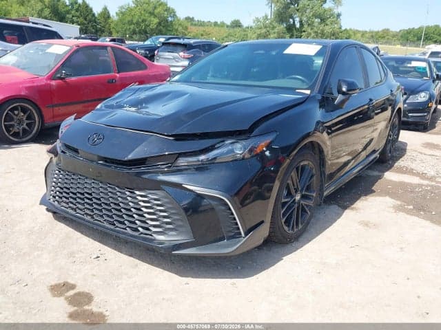 2025 TOYOTA CAMRY SE 2