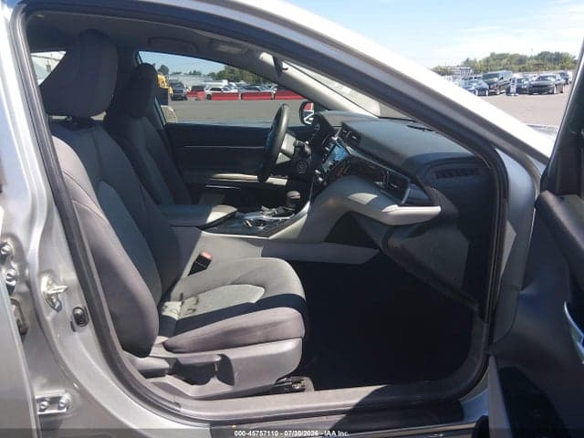 2020 TOYOTA CAMRY LE 5
