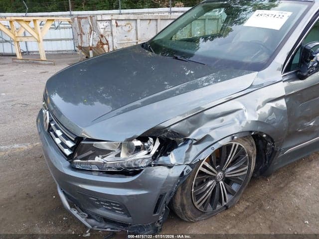 2018 VOLKSWAGEN TIGUAN 2.0T SE/2.0T SEL 6