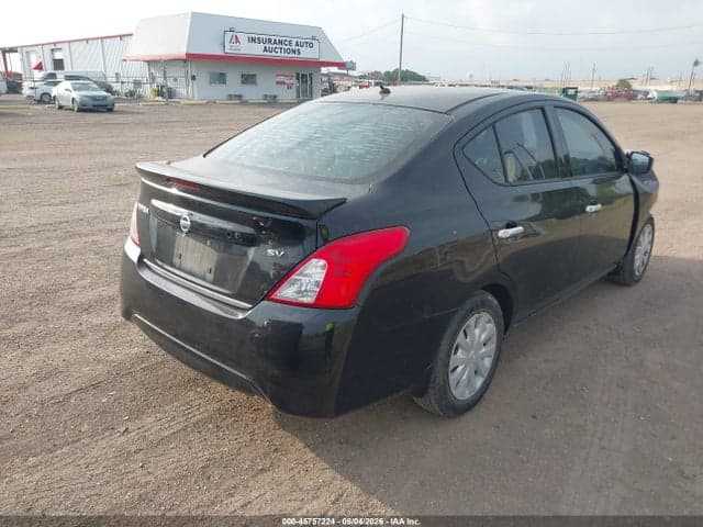 2017 NISSAN VERSA 1.6 SV 4