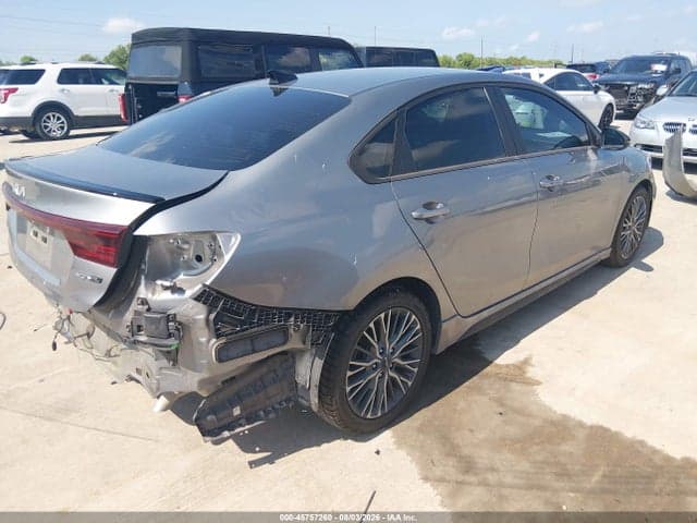 2022 KIA FORTE GT-LINE 4