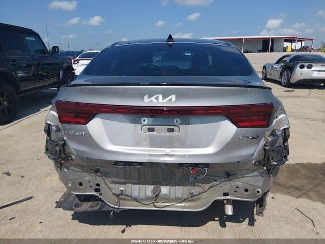 2022 KIA FORTE GT-LINE 6