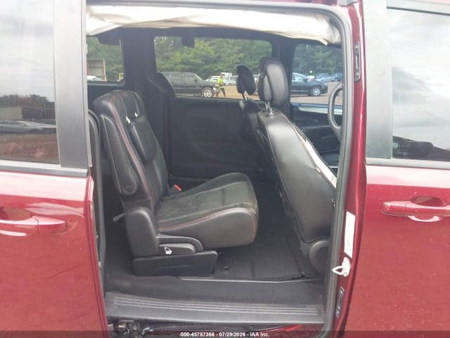 2018 DODGE GRAND CARAVAN GT 8