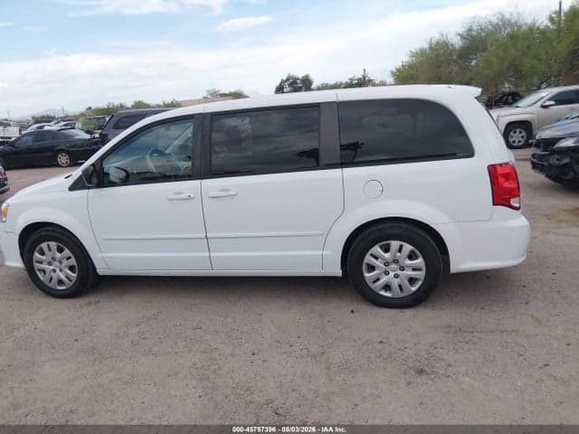 2017 DODGE GRAND CARAVAN SE 13