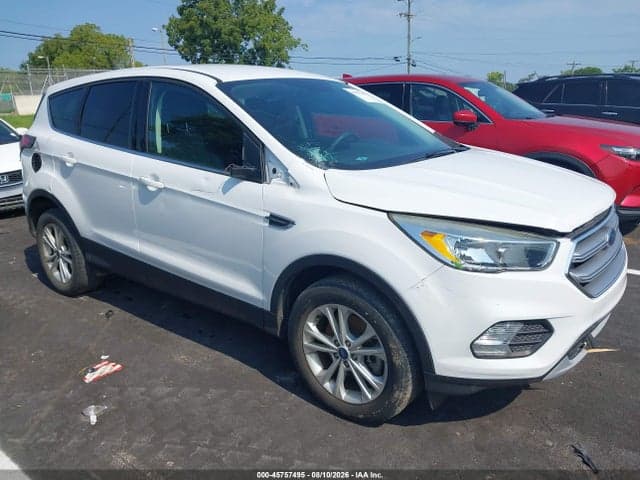 2017 FORD ESCAPE SE 1