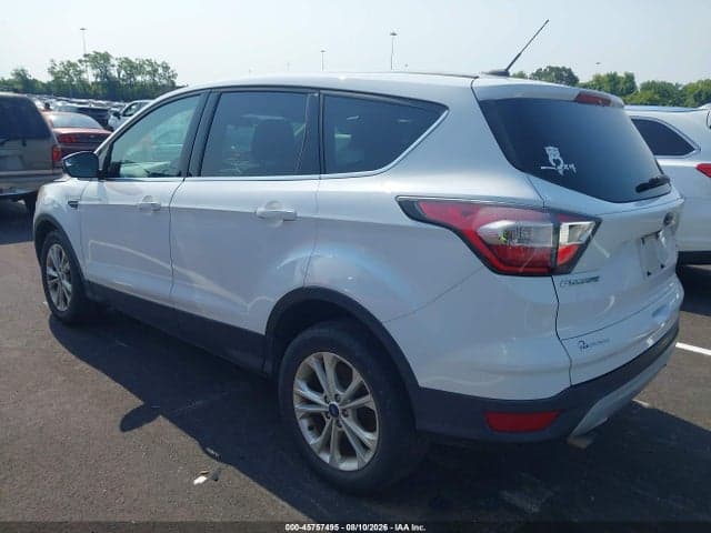 2017 FORD ESCAPE SE 3
