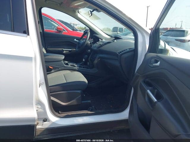 2017 FORD ESCAPE SE 5