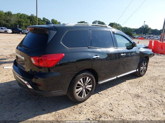 2019 NISSAN PATHFINDER SL 4