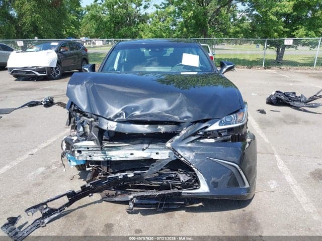 2024 LEXUS ES 300H 13