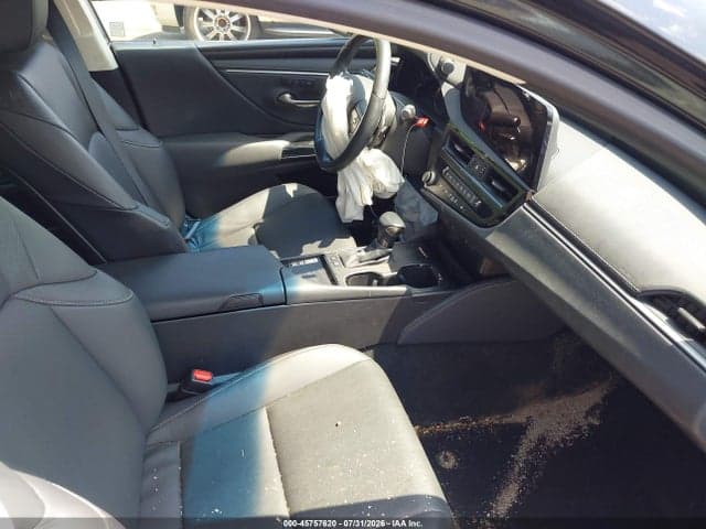 2024 LEXUS ES 300H 5