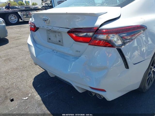 2022 TOYOTA CAMRY SE 6