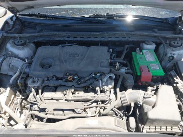 2022 TOYOTA CAMRY SE 10