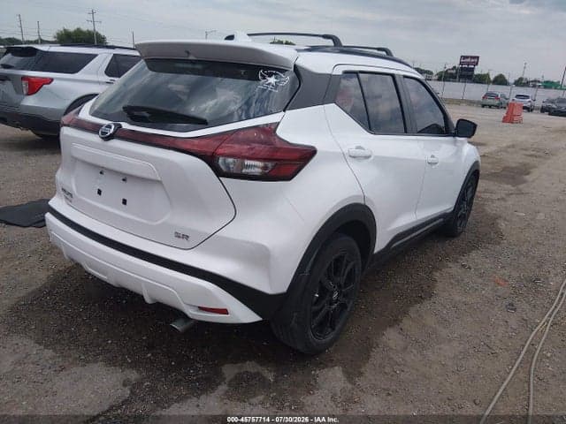 2021 NISSAN KICKS SR XTRONIC CVT 4