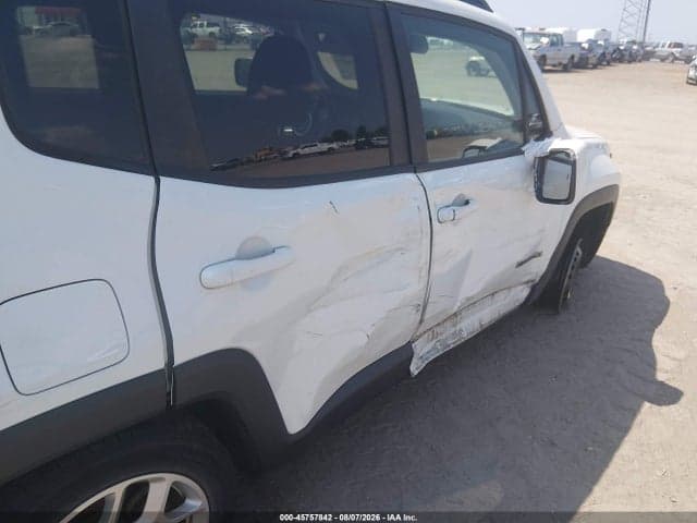 2018 JEEP RENEGADE LATITUDE FWD 18