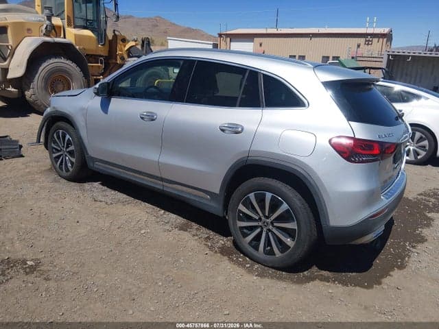 2021 MERCEDES-BENZ GLA 250 4MATIC 3