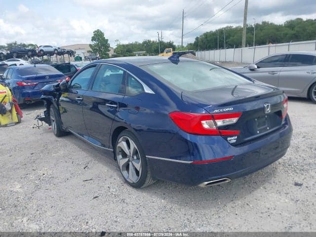 2018 HONDA ACCORD TOURING 3