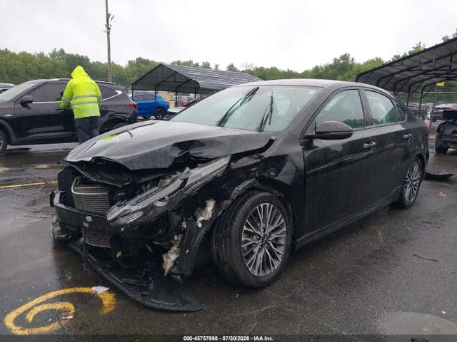 2023 KIA FORTE GT-LINE 2