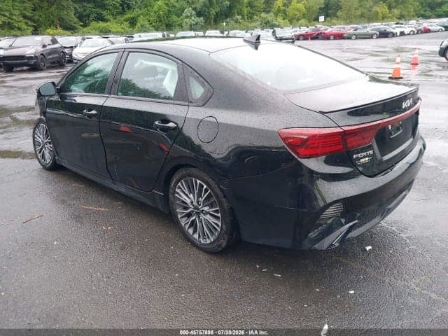 2023 KIA FORTE GT-LINE 3