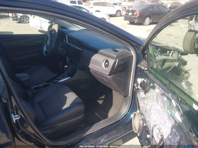2019 TOYOTA COROLLA SE 4