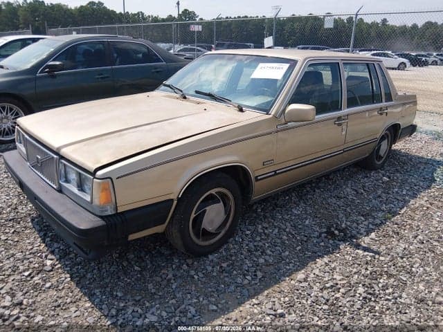1986 VOLVO 760 GLE 2
