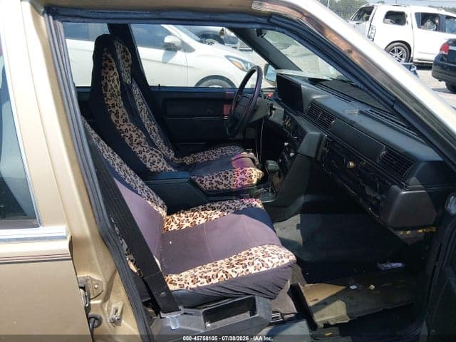 1986 VOLVO 760 GLE 5