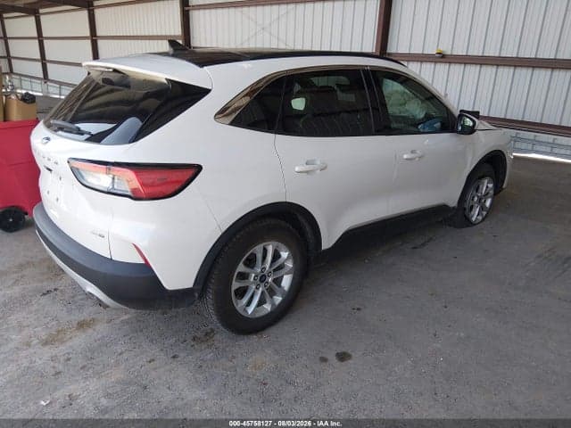 2020 FORD ESCAPE SE 4