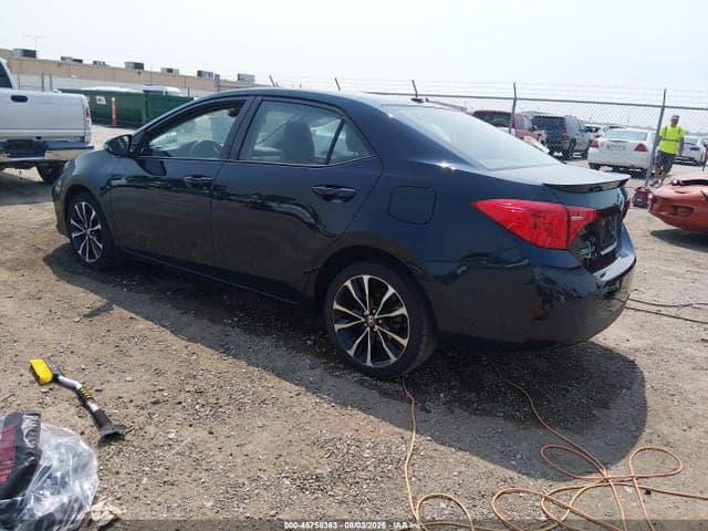 2018 TOYOTA COROLLA SE 3