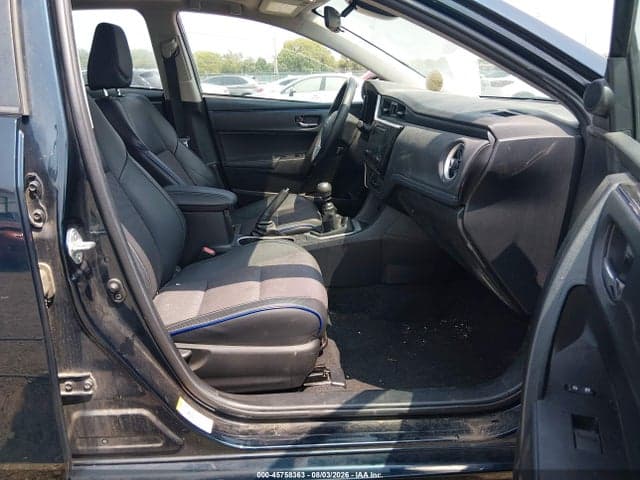 2018 TOYOTA COROLLA SE 5